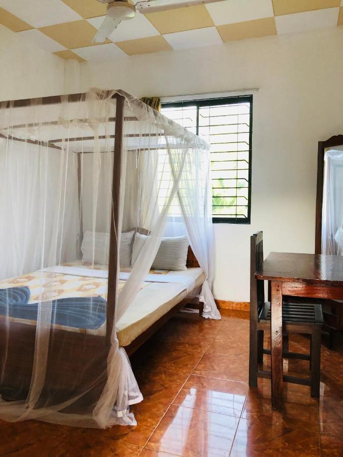 Surfers paradise midigama Weligama Extérieur photo